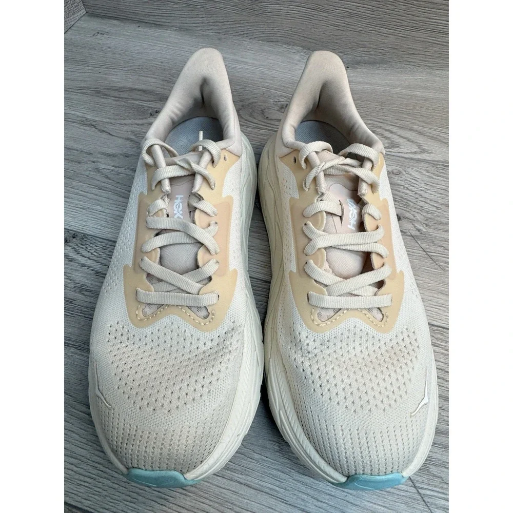 Hoka One One Arahi 7 Womens 6.5 B Shoes Vanilla Cream Running Walking Sneakers